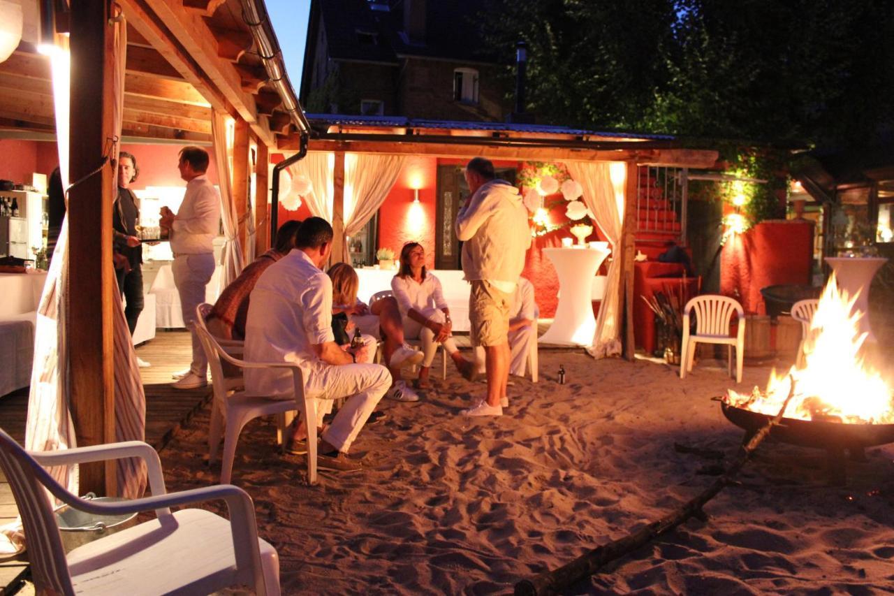 Auberge-Living Friedrichsdorf Exterior photo